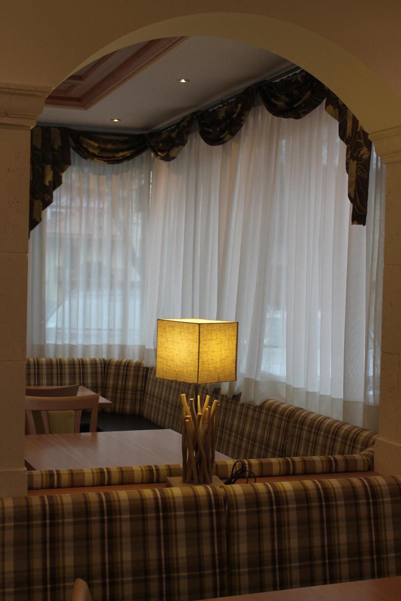Hotel Canada Pinzolo Ngoại thất bức ảnh